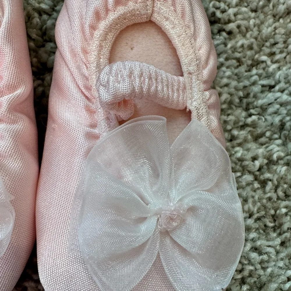 Baby Girl Pink Satin Ballet Flats Bow Detail Soft Sole Crib Shoes size 5